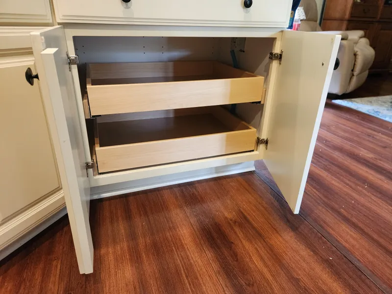 Kitchen cabinet remodeling project